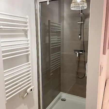 Maison Spacieuse Et Chaleureuse Apartamento Condé-sur-Sarthe