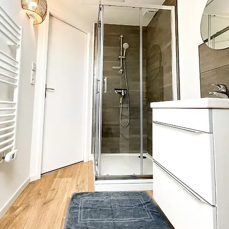 Maison Spacieuse Et Chaleureuse דירה *