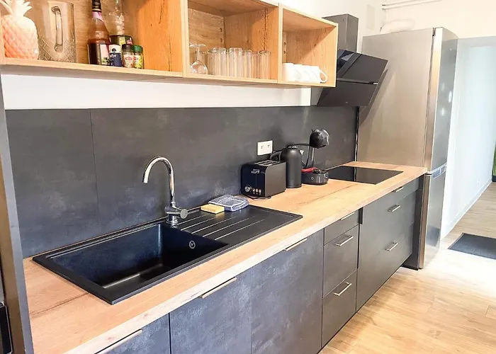 Maison Spacieuse Et Chaleureuse * Condé-sur-Sarthe